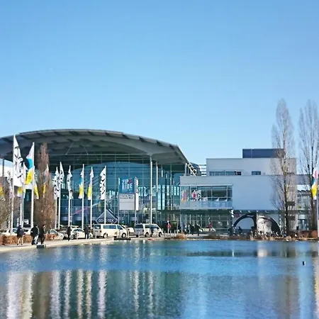 Ξενοδοχείο με διαμερίσματα My - Messe 3*