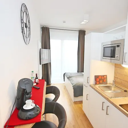 My - Messe Ξενοδοχείο με διαμερίσματα 3*